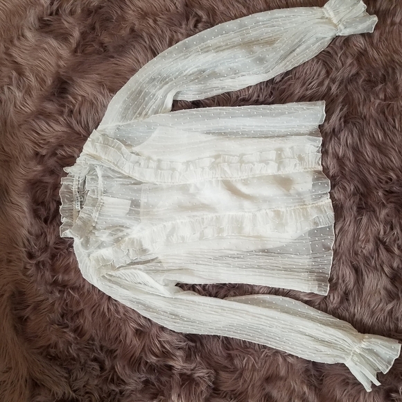 Romantic Blouse - Picture 4 of 6